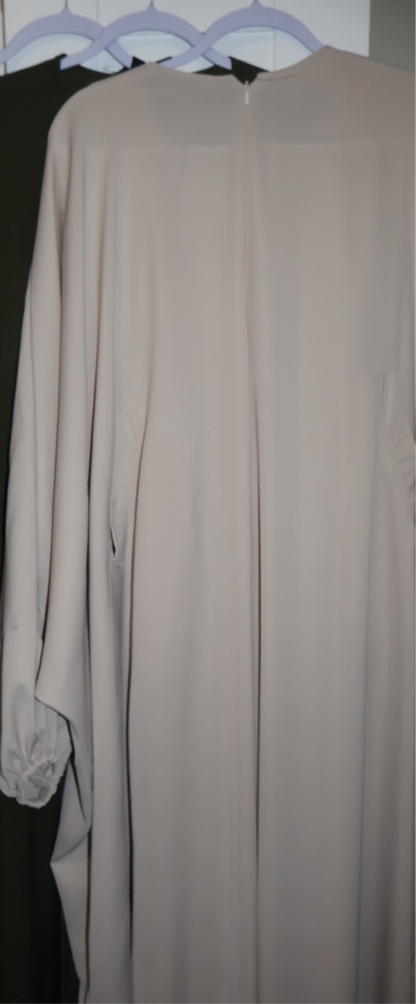 Batwing Abaya- Buttermilk🫧